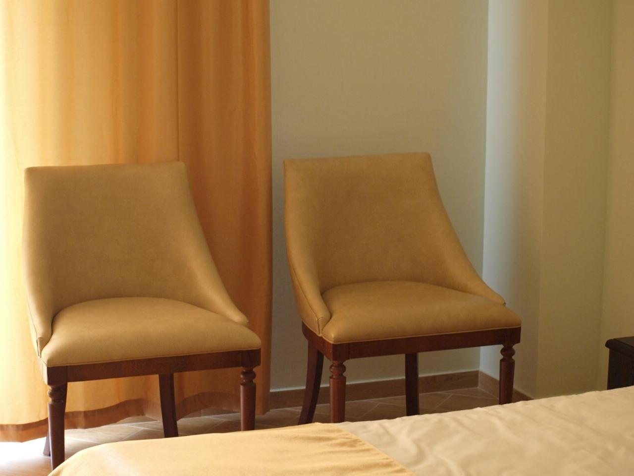 Hotel Acra 수쿰 외부 사진